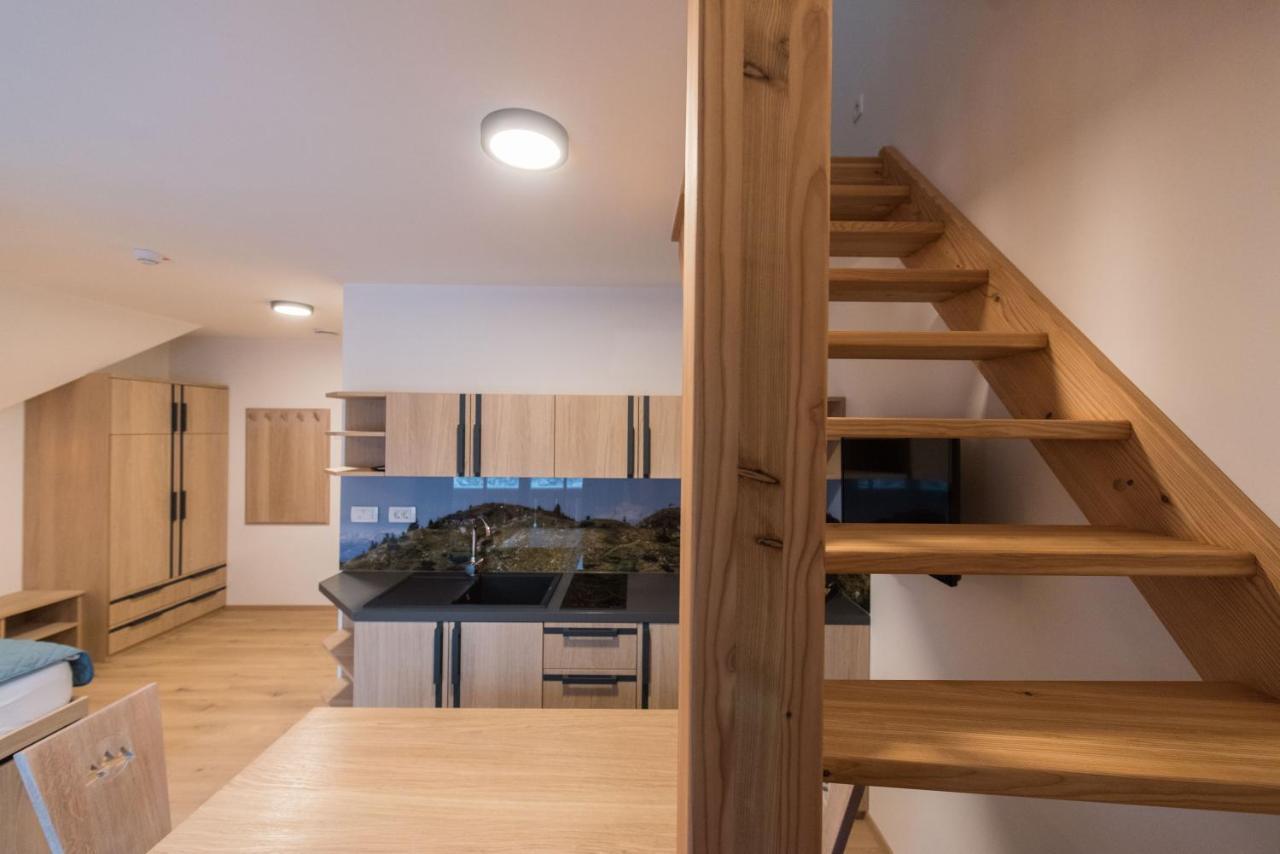 Guesthouse Lajnar Zgornja Sorica Eksteriør billede