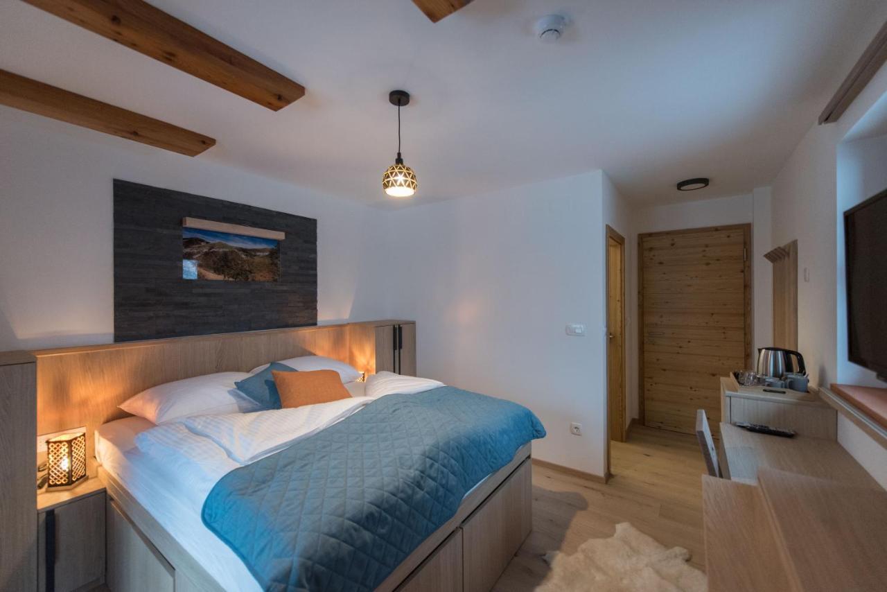Guesthouse Lajnar Zgornja Sorica Eksteriør billede